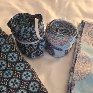 Blue Medalllion Jelly Rolls. 1&2 Is 2.5"×44"×20count. 2=40'" Circle Rub